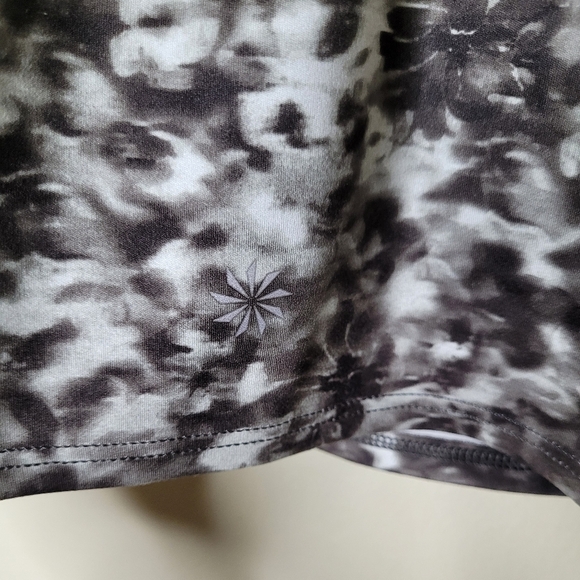 Athleta NWT Conscious Crop Sports Bra I XS I High Neck Longline I Watercolor - Picture 6 of 8